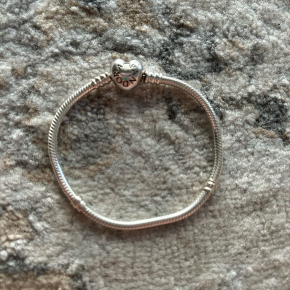 Pandora Moments Heart Clasp Snake Chain Bracelet Size 6.7 - Picture 2 of 12